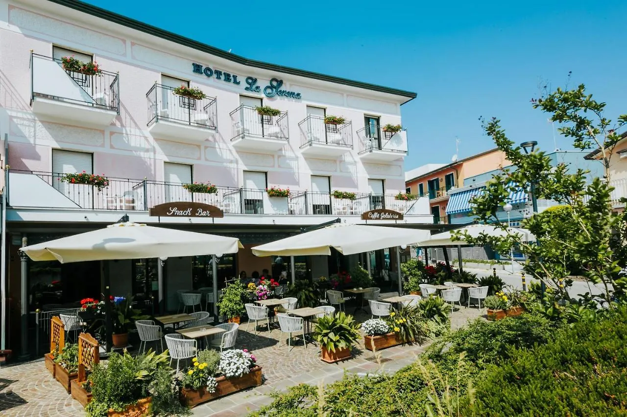 Hotel La Serena Бибионе