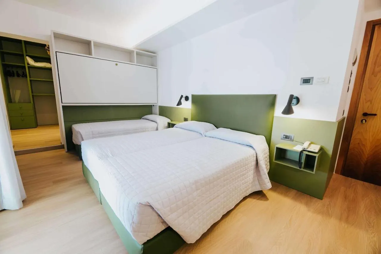 Hotel La Serena Бибионе